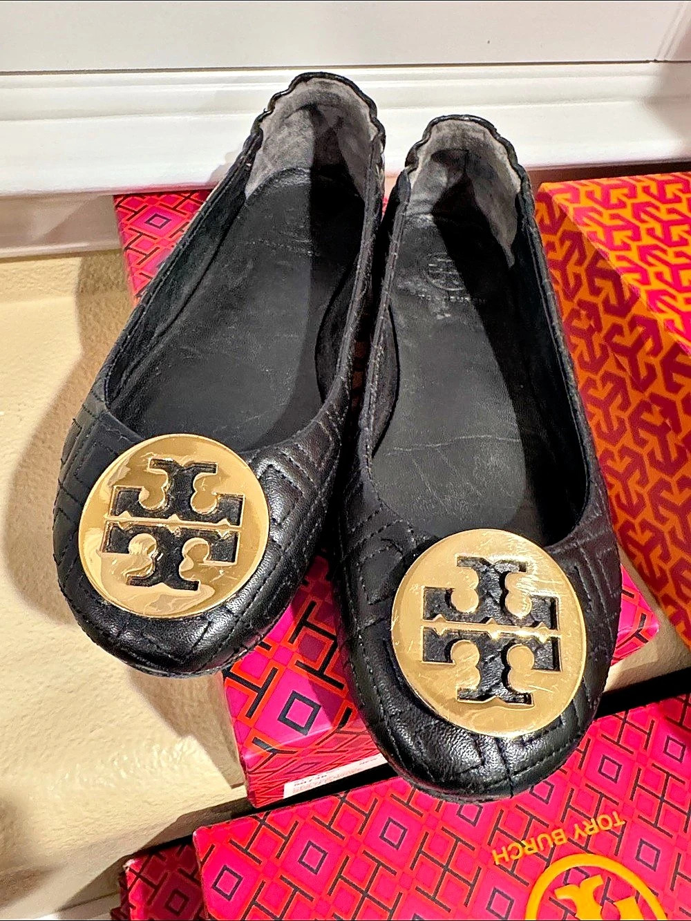 Tory Burch Quilted Minnie Nappa Leather Ballet Flat Black & Gold US 7.5